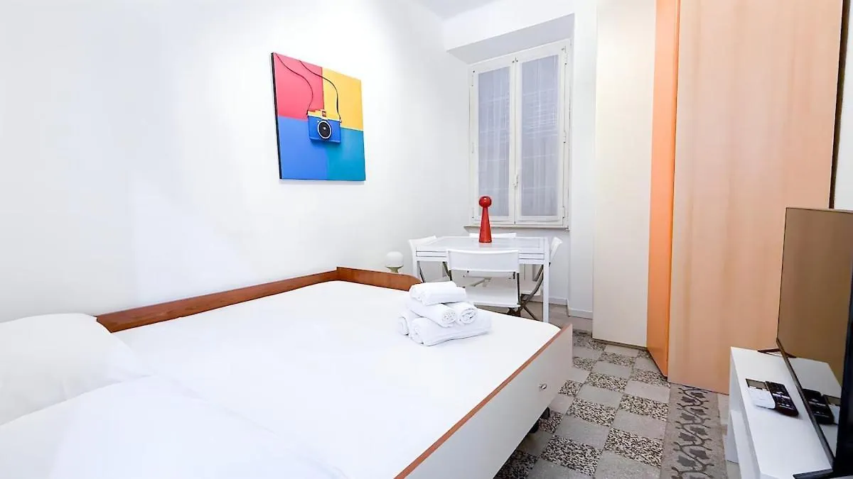 Apartment 7 Minuti Dalla Metropolitana Appartamento Tranquillo E Moderno A Roma